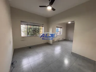 Casa com 1 Quarto para venda ou aluguel, 90m² no Marília, Marília