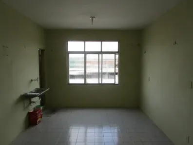 Kitnet para alugar, 30m² no Centro, Fortaleza