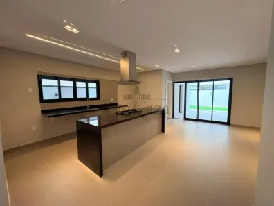 Sobrado com 3 Quartos à venda, 208m² no Jardim Central Park, Jacareí