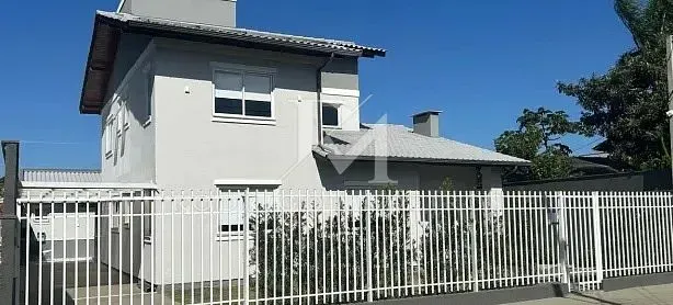Casa com 5 Quartos à venda, 233m² no Campeche, Florianópolis