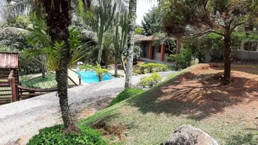 Fazenda/Sítio com 3 Quartos à venda, 195m² no Jardim Master, Araçoiaba da Serra