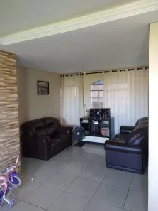 Casa com 3 Quartos à venda, 200m² no Jardim dos Comerciários (Venda Nova), Belo Horizonte