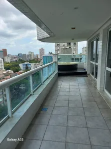 Apartamento com 4 Quartos para alugar, 160m² no Rio Branco, Porto Alegre