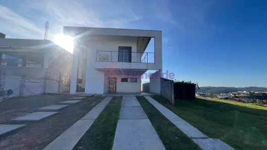 Casa com 4 Quartos à venda, 260m² no Chácaras Aracary, Várzea Paulista