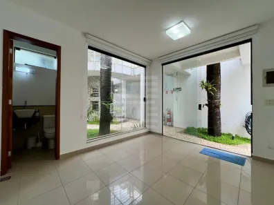Sala Comercial para alugar, 15m² no Cambuí, Campinas