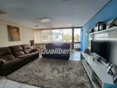 Sobrado com 3 Quartos à venda, 234m² no Vila Assis Brasil, Mauá