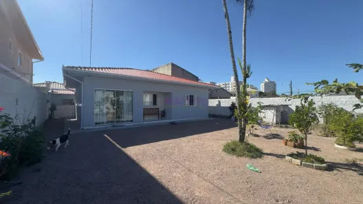 Casa com 3 Quartos à venda, 130m² no Centro, Palhoça