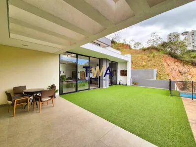 Casa de Condomínio com 4 Quartos à venda, 348m² no Vila Castela, Nova Lima