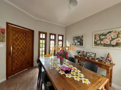 Casa com 3 Quartos à venda, 98m² no Loteamento Villa Branca, Jacareí