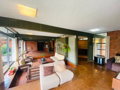 Casa com 3 Quartos à venda, 337m² no Cristal, Porto Alegre
