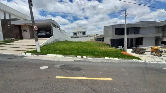Lote/Terreno à venda, 360m² no Cajuru do Sul, Sorocaba