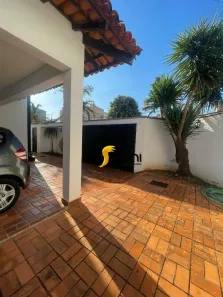 Casa com 4 Quartos para alugar, 420m² no Patrimônio, Uberlândia