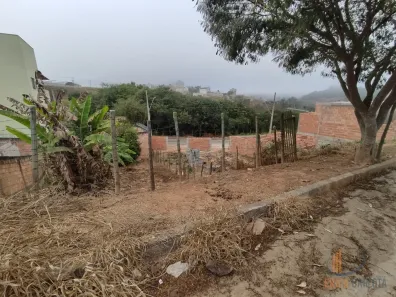 Lote/Terreno à venda, 200m² no Sagrada Família, Conselheiro Lafaiete
