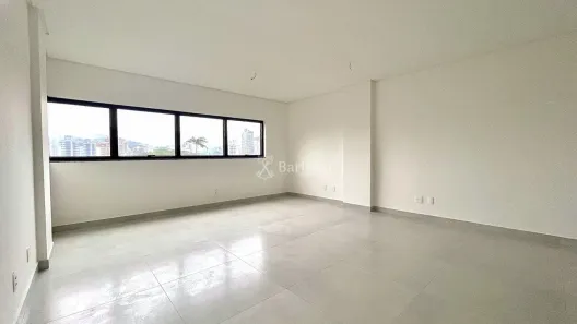Sala Comercial para alugar, 43m² no Garcia, Blumenau