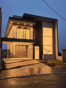 Casa de Condomínio com 3 Quartos à venda, 210m² no Cézar de Souza, Mogi das Cruzes