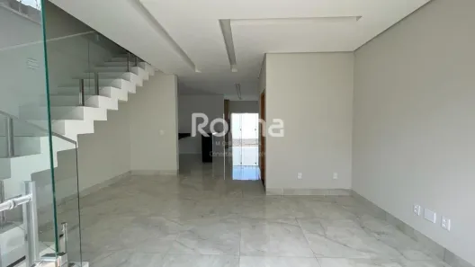 Casa com 3 Quartos à venda, 124m² no Grand Ville, Uberlândia