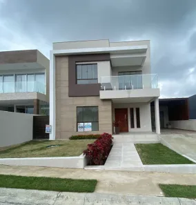 Casa de Condomínio com 5 Quartos à venda, 238m² no Alpes Suiços, Gravatá