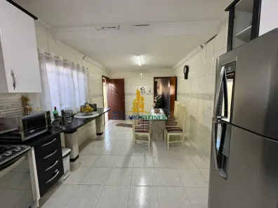 Sobrado com 3 Quartos à venda, 198m² no Jardim Vila Galvão, Guarulhos