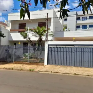 Casa com 4 Quartos para alugar, 300m² no Centro, São Carlos