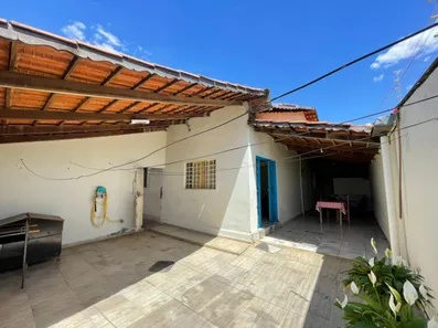 Casa com 3 Quartos à venda, 320m² no Jardim Luz, Aparecida de Goiânia