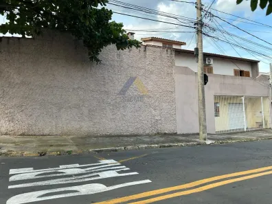 Casa com 3 Quartos à venda, 247m² no Jardim Celani, Salto