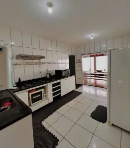 Casa com 3 Quartos à venda, 220m² no Boa Vista, Anápolis