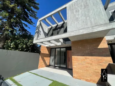 Sobrado com 2 Quartos à venda, 100m² no Centro, Garopaba