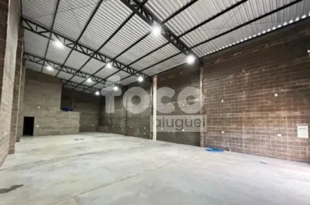 Galpão/Depósito/Armazém para alugar, 250m² no Aclimação, Uberlândia