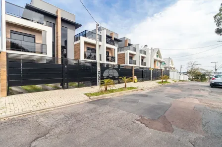 Casa de Condomínio com 2 Quartos à venda, 152m² no Uberaba, Curitiba