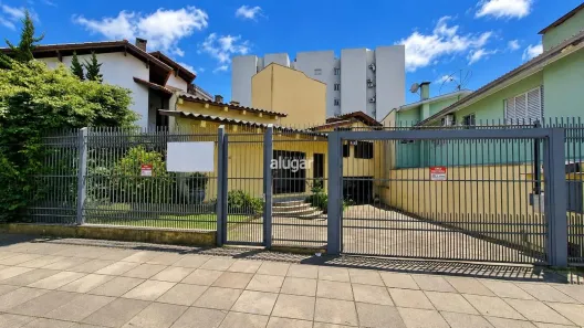 Casa com 3 Quartos para alugar, 298m² no Bela Vista, Caxias do Sul