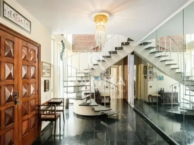 Casa com 5 Quartos para venda ou aluguel, 269m² no Sumaré, São Paulo