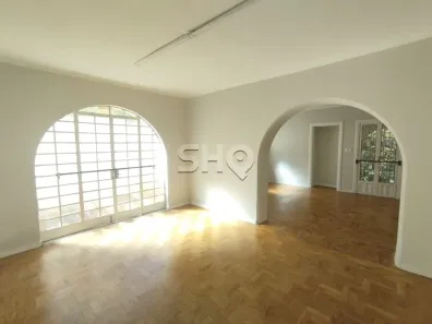Casa com 5 Quartos para alugar, 300m² no Pacaembu, São Paulo
