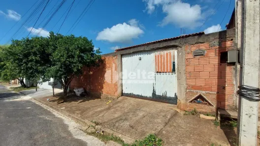 Casa com 4 Quartos à venda, 100m² no São Jorge, Uberlândia