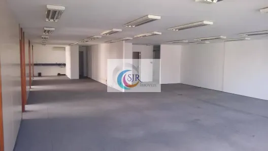 Sala Comercial para alugar, 220m² no Jardim Paulistano, São Paulo