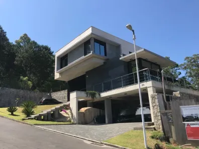 Casa de Condomínio com 3 Quartos à venda, 323m² no Cacupé, Florianópolis