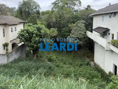 Lote/Terreno à venda, 517m² no Golf Gardens, Carapicuíba