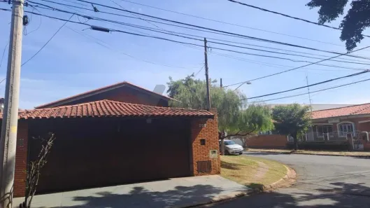 Imóvel Comercial com 4 Quartos à venda, 324m² no Parque São Quirino, Campinas