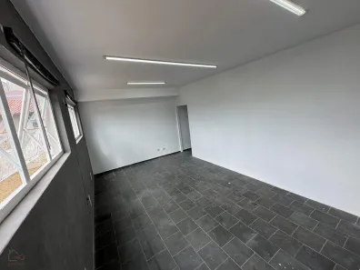 Ponto Comercial para alugar, 75m² no Nova Vinhedo, Vinhedo