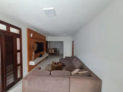 Casa com 4 Quartos à venda, 240m² no Tirirical, São Luís