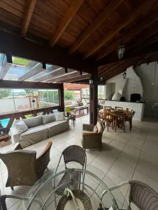 Casa de Condomínio com 3 Quartos à venda, 370m² no Vivendas do Arvoredo, Londrina