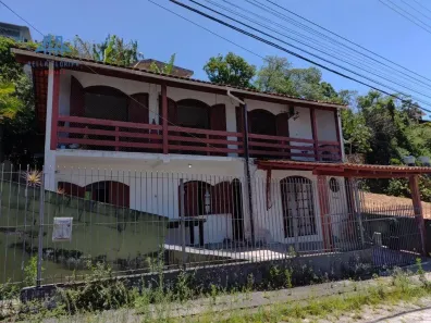 Casa com 3 Quartos à venda, 130m² no Trindade, Florianópolis