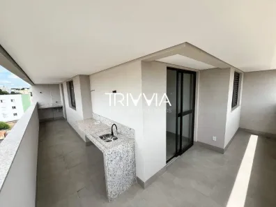 Apartamento com 3 Quartos à venda, 86m² no Segismundo Pereira, Uberlândia