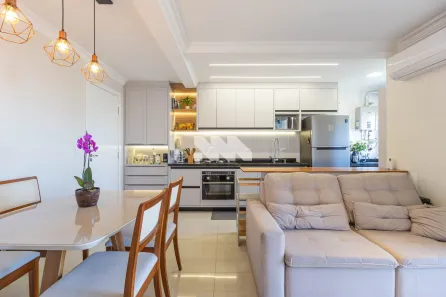 Apartamento com 2 Quartos à venda, 54m² no Uberaba, Curitiba