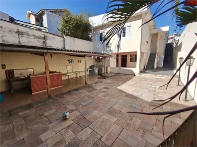 Casa com 5 Quartos à venda, 240m² no Vila Paiva, São Paulo