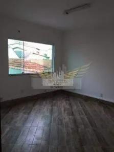 Sobrado com 2 Quartos à venda, 222m² no Vila Gilda, Santo André