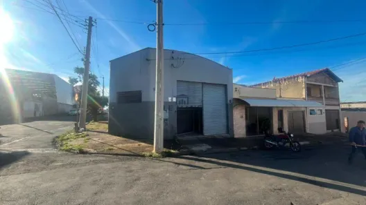 Galpão/Depósito/Armazém para alugar, 214m² no Jardim Califórnia, Piracicaba