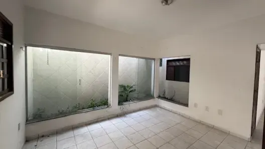 Casa com 3 Quartos para alugar, 190m² no Neópolis, Natal