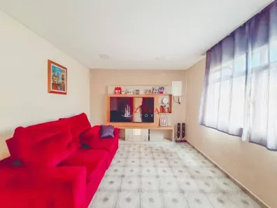 Sobrado com 7 Quartos à venda, 200m² no Jardim Eliana, Guarulhos