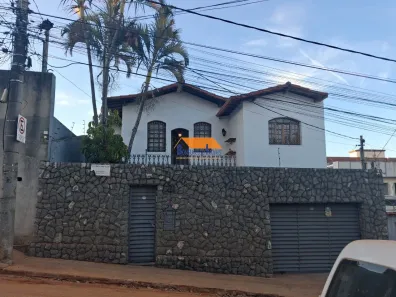 Casa com 3 Quartos para alugar, 90m² no Renascença, Belo Horizonte