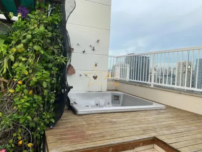 Apartamento com 3 Quartos para alugar, 221m² no Santo Amaro, São Paulo